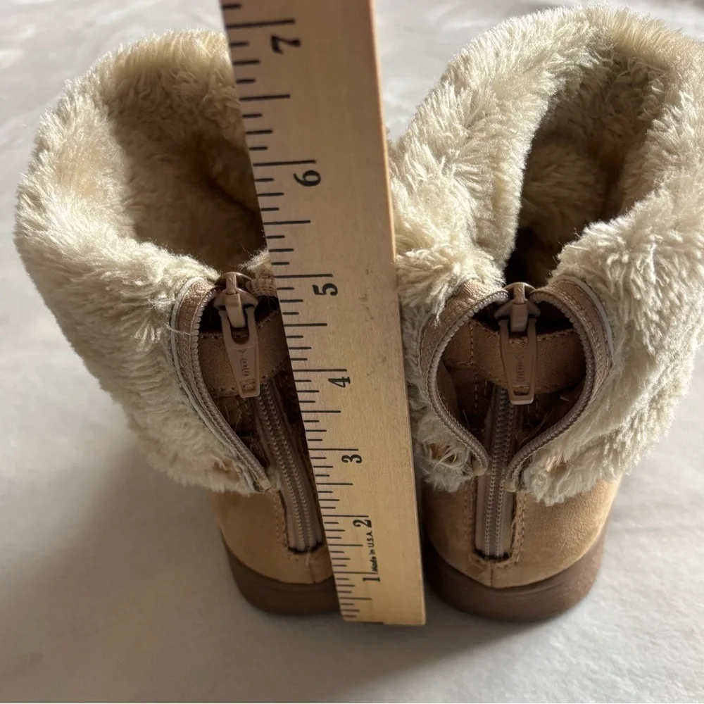 Cat & Jack Boots Youth Faux Fur Tan Winter Fold Over Convertible Zipper Size 1